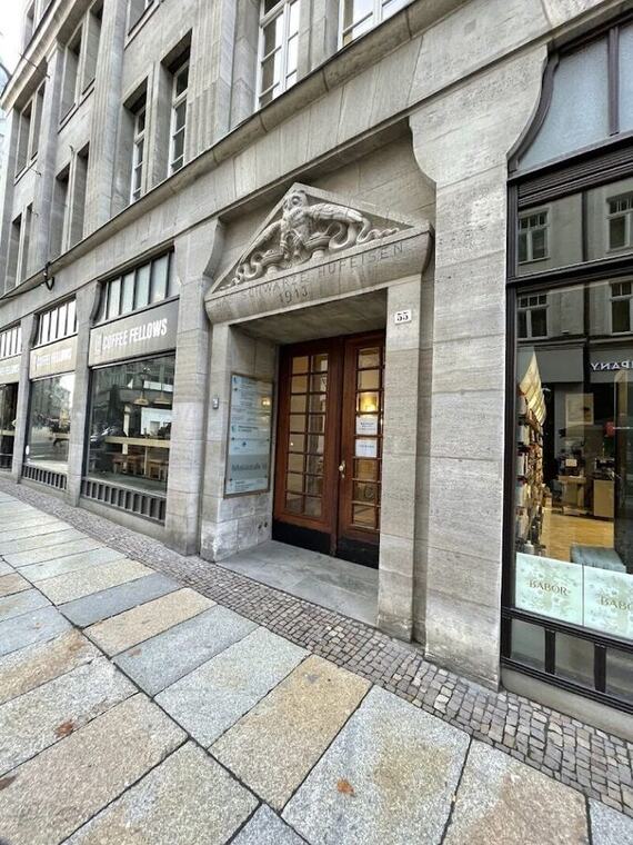 Detailaufnahme aus der Praxisklinik Olena Urbach im Leipziger Zentrum