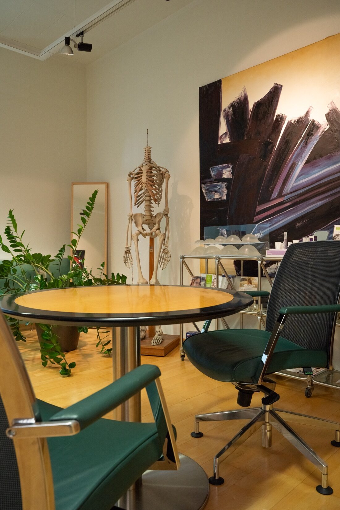 Behandlungszimmer – Praxisklinik Olena Urbach Leipzig